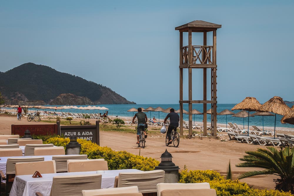 Çıralı Kemer Antalya Olympos Plajı kıyı görünümü