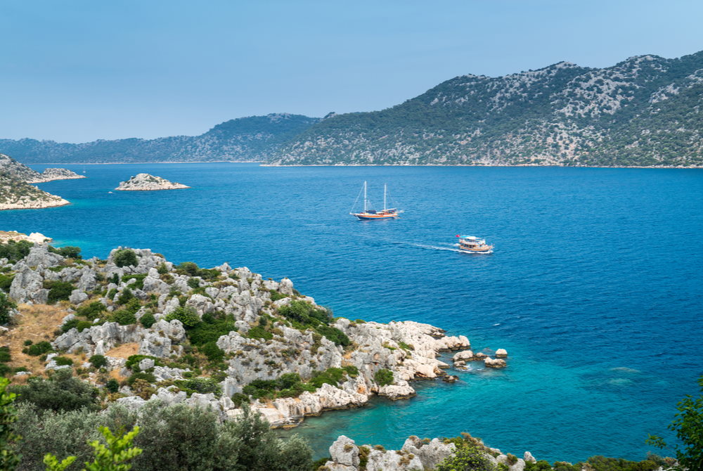 Demre Kekova Adası Rehberi: Tekne Turları, Tarih ve Ziyaretçi İpuçları