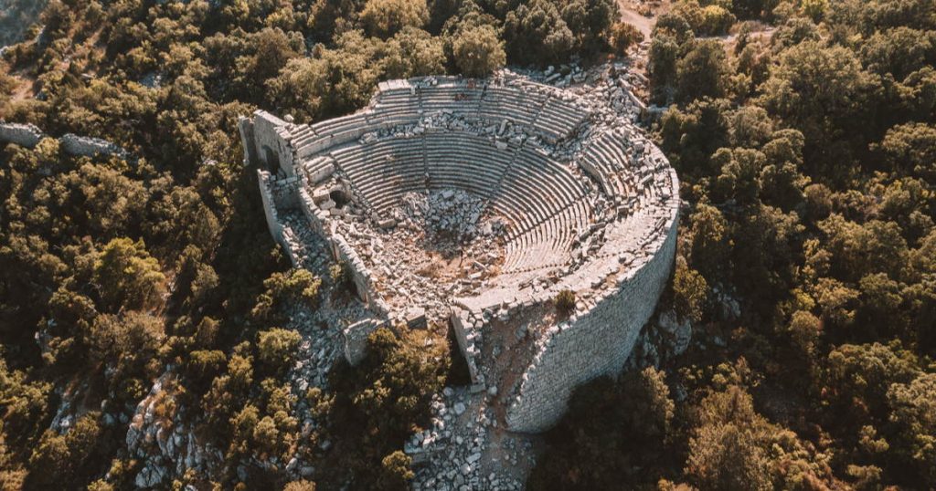 Termessos antik kenti ve tiyatrosu Antalya Türkiye
