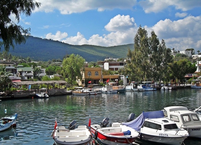 Güvercinlik koyu ve sahil manzarası