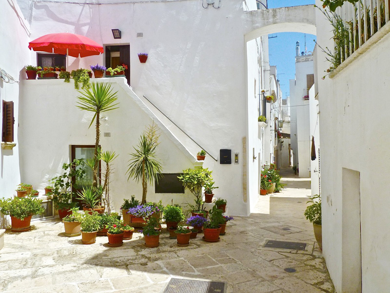 Bodrum sokak manzarası yerleşim deneyimi