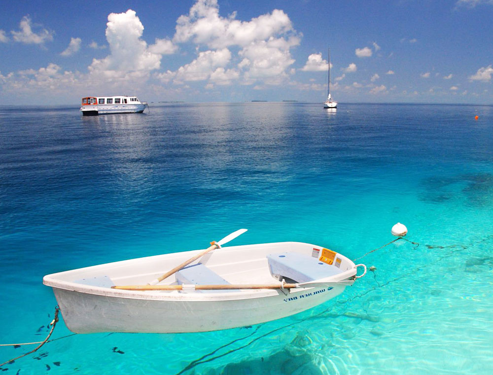 Orak Adası Bodrum kristal berraklığında deniz manzarası