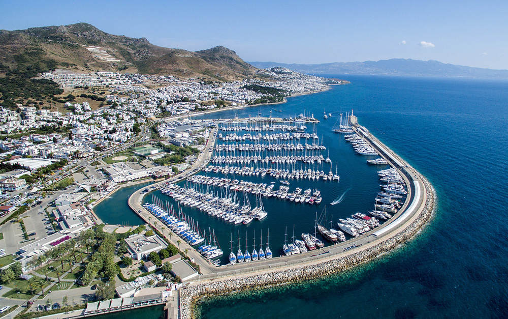Turgutreis Bodrum Gezi Rehberi: Marina, Sahil ve Lezzet Durakları