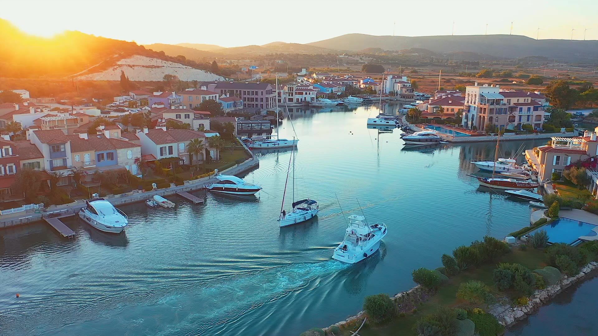 Alaçatı Port Manzarası