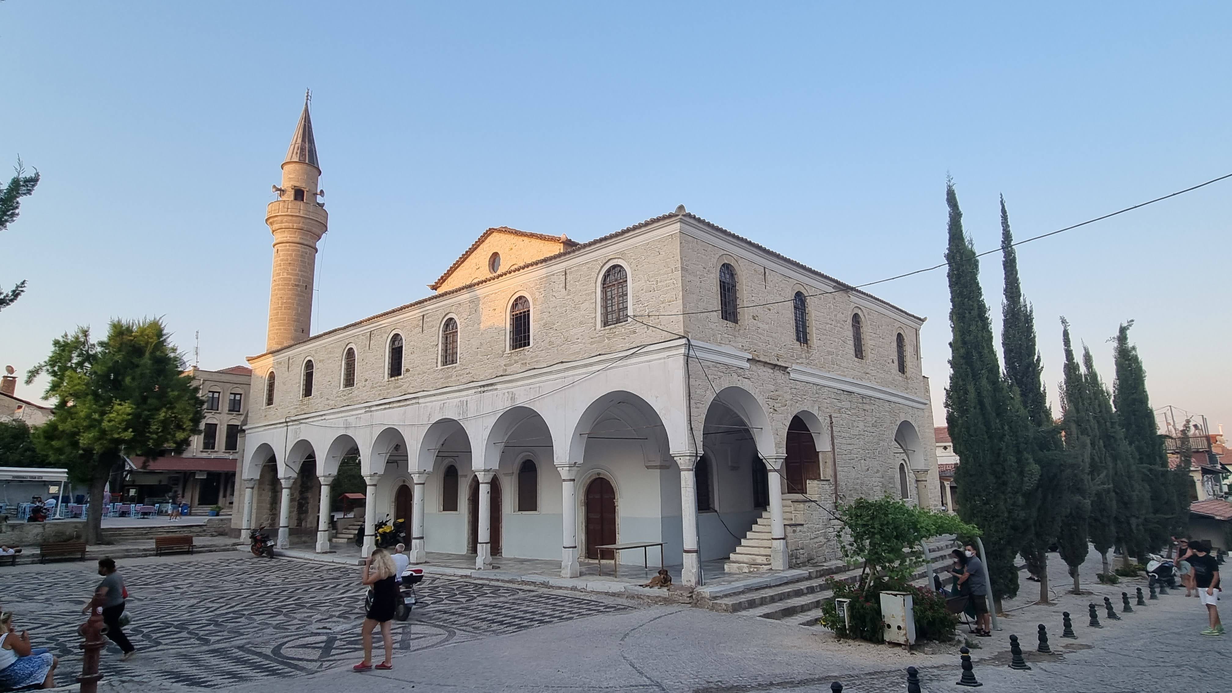 Ayios Konstantinos Rum Kilisesi Alaçatı