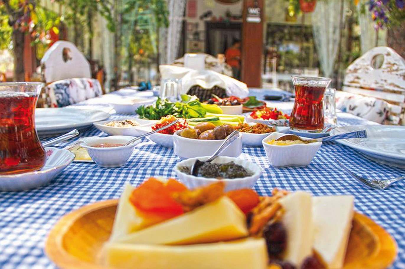 Alaçatı Kahvaltı Sofraları