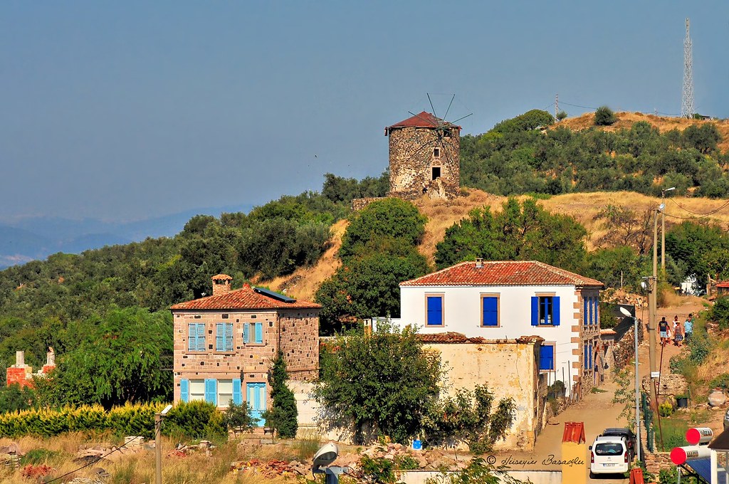 Cunda Adası Tarihi Yel Değirmenleri