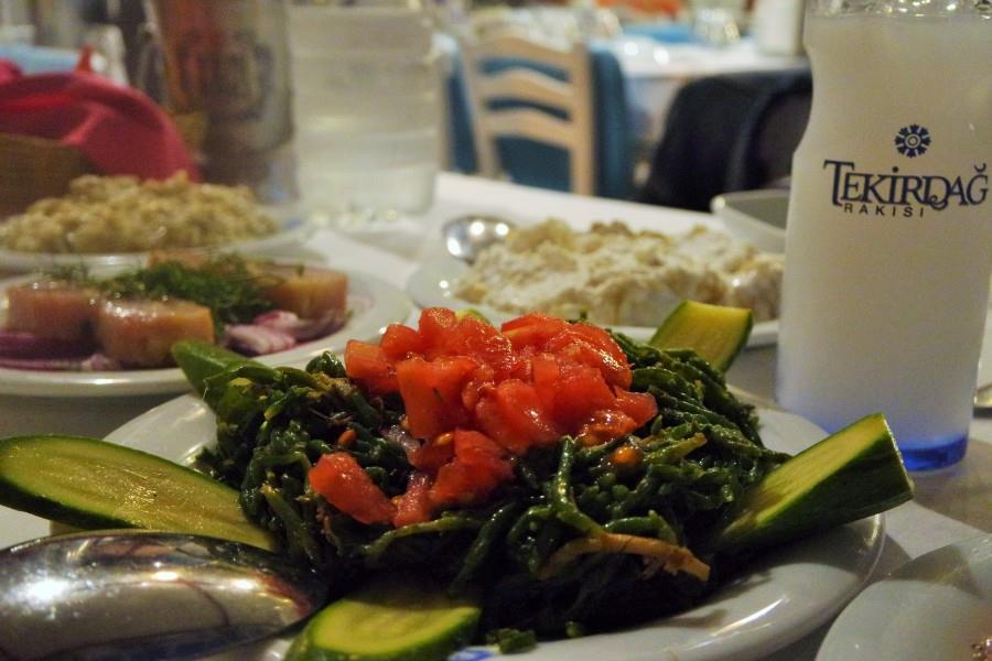 Cunda Gece Hayatı Tavernalar ve Barlar
