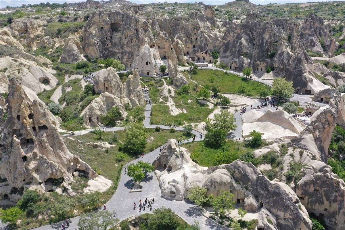 Göreme Açık Hava Müzesi Kayadan Oyma Kiliseler ve Duvar Resimleri