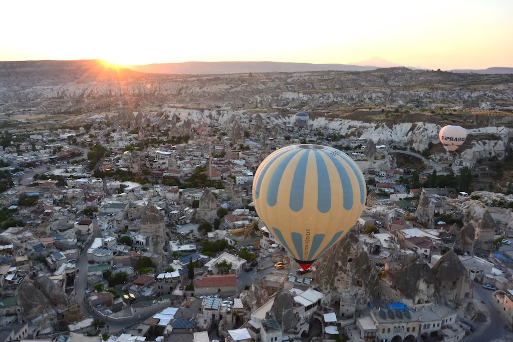 Kapadokya Sıcak Hava Balonu Turu