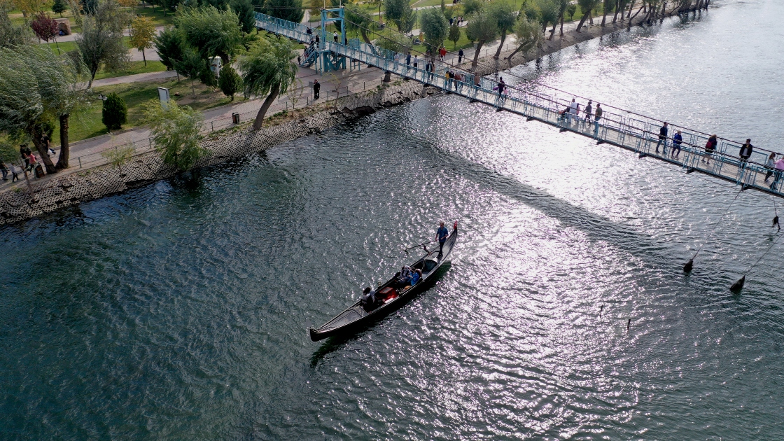 Avanos'un Salınan Sembolü: Kızılırmak Üzerindeki Asma Köprü