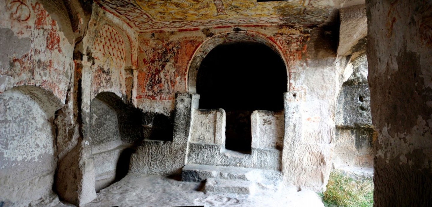 Keşlik Manastırı iç mekan fresk kalıntıları