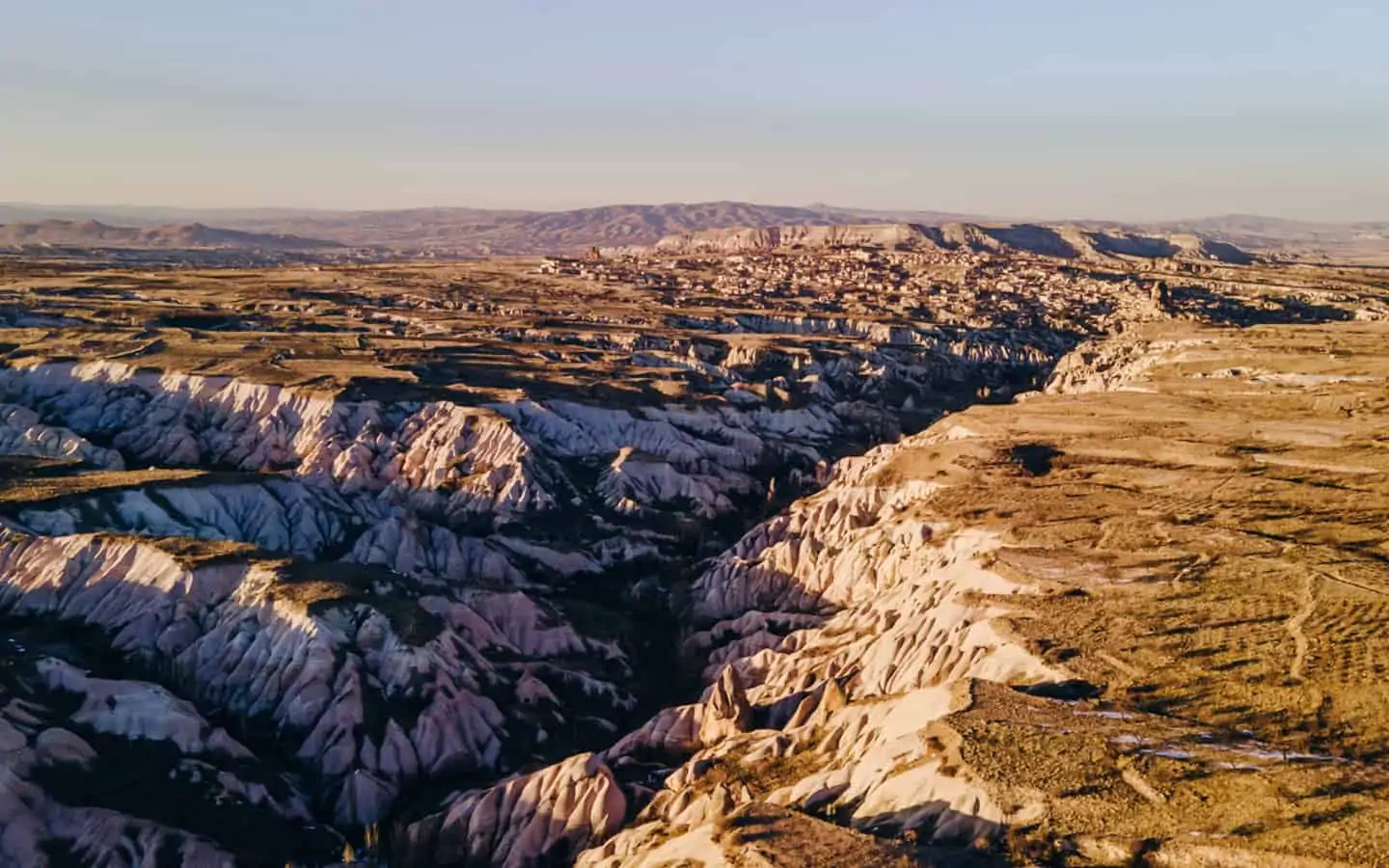 Balkan Deresi Yürüyüş Rotası: Ortahisar'ın Saklı Vadisi