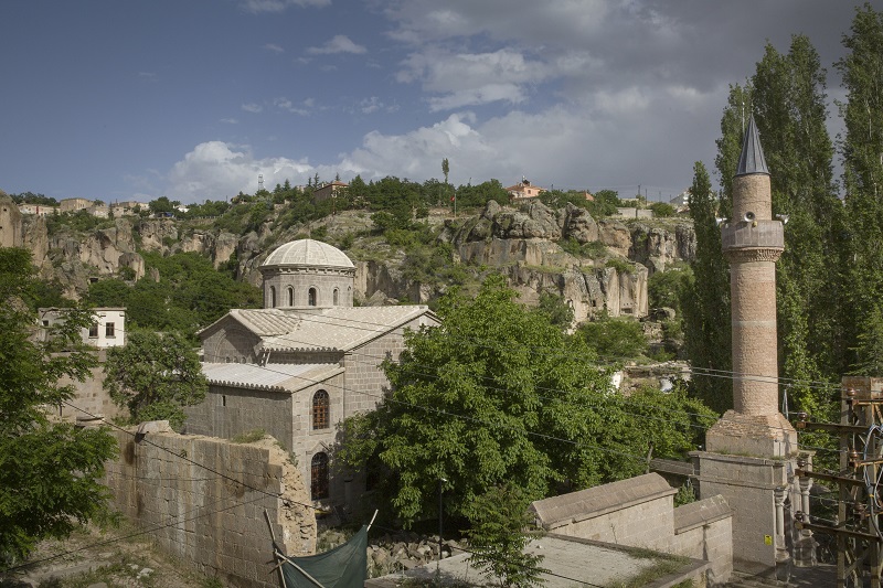 Güzelyurt Kilise Camii iç mekân görünümü