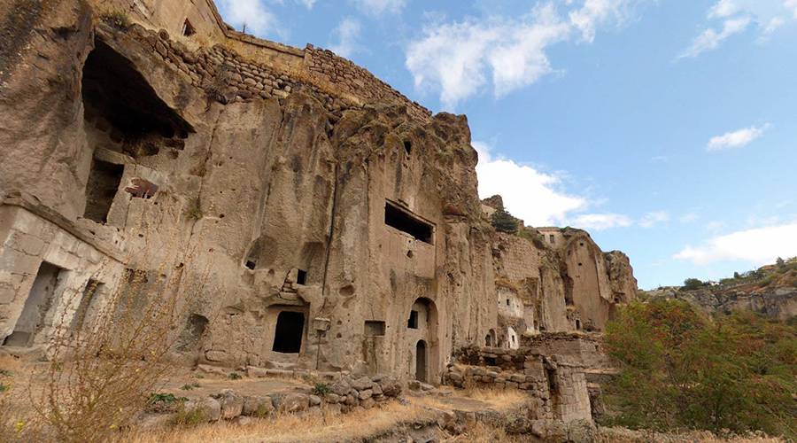 Güzelyurt Yeraltı Şehri: Kapadokya'nın Gizli Kalmış Kaya Sığınağı