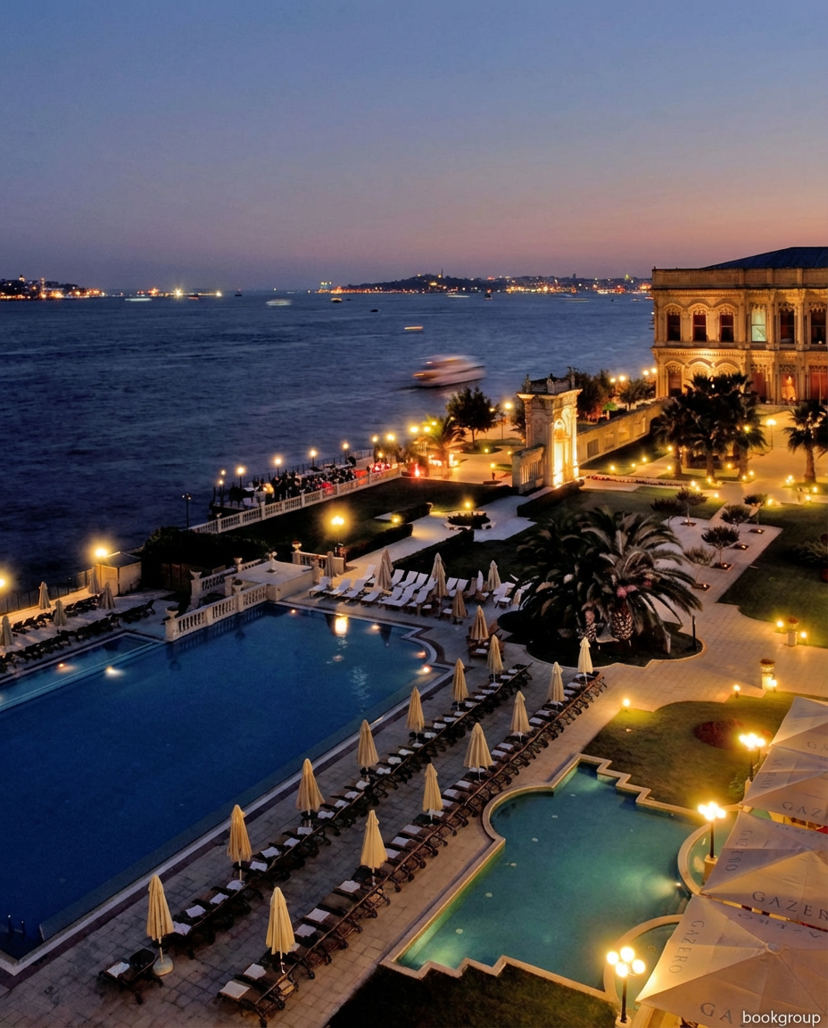 Çırağan Palace Kempinski Istanbul, İstanbul Boğazı kıyısında, Beşiktaş ve Ortakö